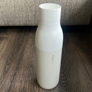 Barely Used LARQ UV Sanitizing Water Bottle